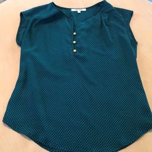 Beautiful Daniel Rainn blouse. Small...ECU